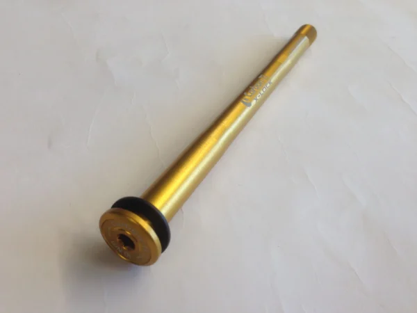 Carbon Ti X-Lock X-E-Thru Boost 12×148 M12x1.5 Gold Steckachse Beautiful 1